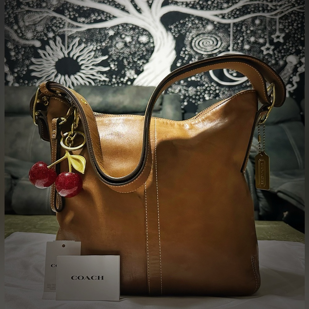 Vintage Y2K Coach Crossbody Bag  2004 year Tan soft Leather Crossbody Bag - Picture 9 of 17